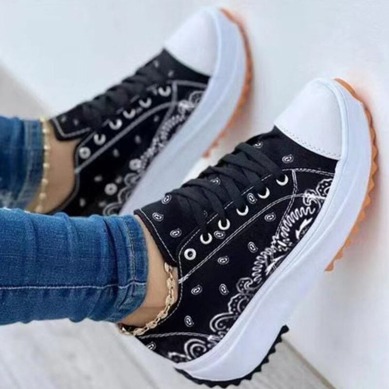 Patterned Canvas Women’s Sneakers – Casual Sport Shoes