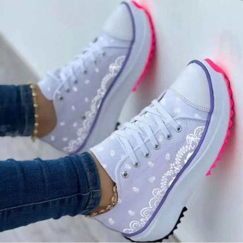 Patterned Canvas Women’s Sneakers – Casual Sport Shoes