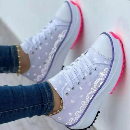 Patterned Canvas Women’s Sneakers – Casual Sport Shoes